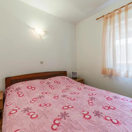 Beautiful In With Kitchen Apartman