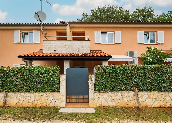 Rupice Croatia * Pula